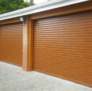 RD77 Single Door - Laminate Golden oak