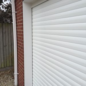 RD77 Single Door - Laminate White