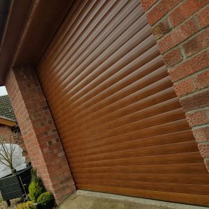 RD77 Single Door - Golden Oak Effect
