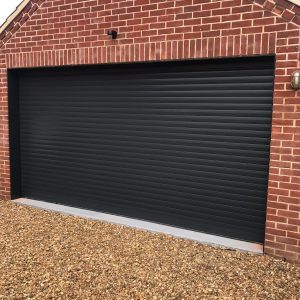 RD77 Large Door - Black